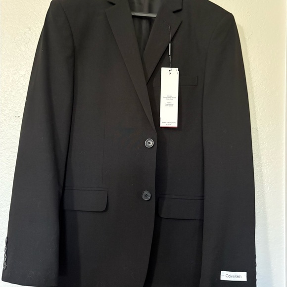 Boys Calvin Klein Black Sport Coat with Notched Lapel and Modern Fit. NWT - Picture 1 of 12